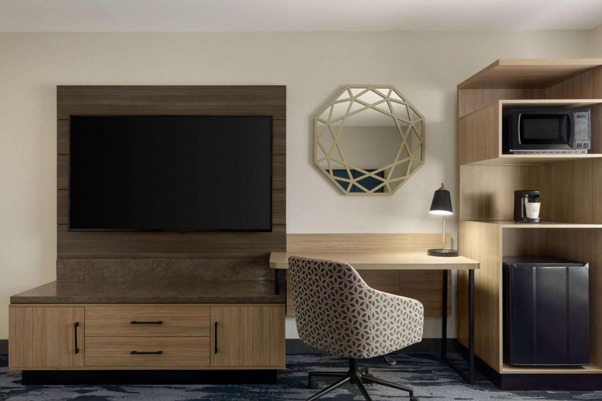 La Quinta By Wyndham Southwest Hotel Austin