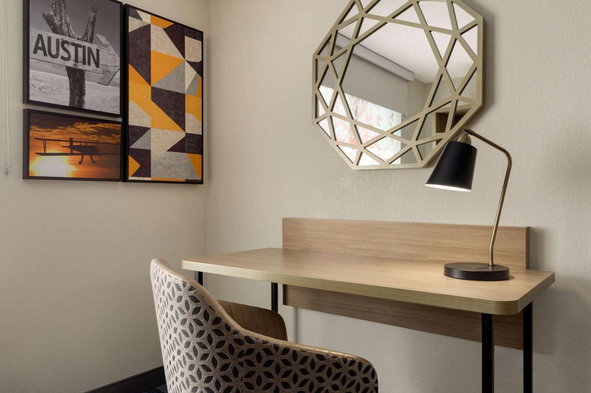 La Quinta By Wyndham Southwest Hotel 3*